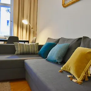 Im Thueringer Hof Apartment Berlin